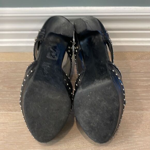 Red Carpet Collection, Black Leather, Studded. Size 36 - Picture 8 of 9